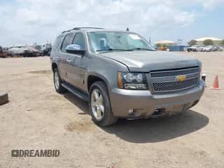 2012 Chevrolet Tahoe LT z VIN 1GNSCBE00CR201506, wystawiony jako IAAI lot #42463091 z przebiegiem 125 969 mil mil oraz . Historia ofert i sprzedaży dostępna na DreamBid. Obrazek 1.