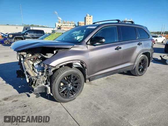 ✅ 2019 Toyota Highlander SE • VIN: 5TDKZRFH2KS326091 • Лот: 91071615. Опубликован ранее на Copart с пробегом 45 090 миль. Бесплатный доступ к архиву аукционных продаж из США и подробный отчёт об истории автомобиля на DreamBid. Изображение 1.