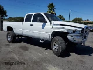 ✅ 1996 Dodge 1500 • VIN: 3B7HF13Z5TM129127 • Лот: 71320904. Опубликован ранее на Copart с пробегом 177 066 миль. Бесплатный доступ к архиву аукционных продаж из США и подробный отчёт об истории автомобиля на DreamBid. Изображение 4.