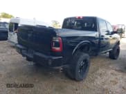 ✅ 2022 Ram 2500 Laramie • VIN: 3C6UR5FL1NG327295 • Lot: 43548472. Listed on IAAI with 107,821 mi. Free auction sales archive from the USA and detailed vehicle history report at DreamBid. Image 4.