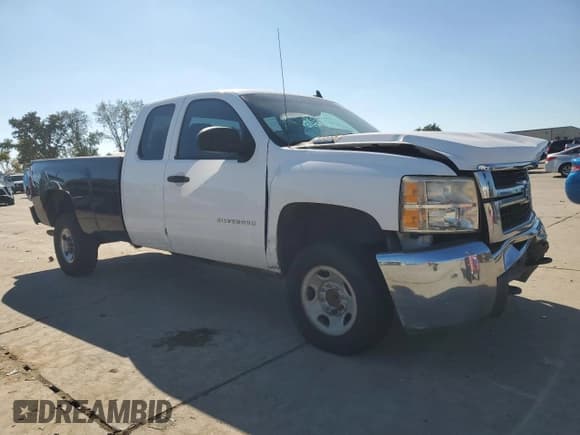 ✅ 2007 Chevrolet Silverado 2500HD Work Truck • VIN: 1GCHC29K37E505571 • Лот: 86473685. Опубликован ранее на Copart с пробегом Не указан. Бесплатный доступ к архиву аукционных продаж из США и подробный отчёт об истории автомобиля на DreamBid. Изображение 4.