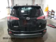 ✅ 2017 Toyota RAV4 LE • VIN: 2T3BFREV6HW575565 • Lot: 59052485. Wystawiony na Copart z przebiegiem 58 325 mil. Bezpłatny archiwum sprzedaży aukcyjnych z USA i szczegółowy raport historii pojazdu na DreamBid. Zdjęcie 6.