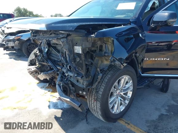 ✅ 2021 GMC Yukon SLT • VIN: 1GKS1BKD3MR415739 • Lot: 43339953. Listed on IAAI with Not provided. Free auction sales archive from the USA and detailed vehicle history report at DreamBid. Image 6.