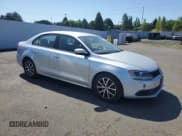 ✅ 2011 Volkswagen Jetta SE • VIN: 3VWDZ7AJ7BM370205 • Lot: 66202095. Wystawiony na Copart z przebiegiem 155 236 mil. Bezpłatny archiwum sprzedaży aukcyjnych z USA i szczegółowy raport historii pojazdu na DreamBid. Zdjęcie 4.