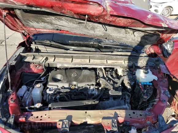 ✅ 2021 Toyota Highlander Hybrid LE • VIN: 5TDZARAH5MS504849 • Lot: 87461475. Wystawiony na Copart z przebiegiem 36 741 mil. Bezpłatny archiwum sprzedaży aukcyjnych z USA i szczegółowy raport historii pojazdu na DreamBid. Zdjęcie 12.