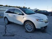 ✅ 2011 Lincoln MKX • VIN: 2LMDJ8JK7BBJ22644 • Lot: 86671605. Wystawiony na Copart z przebiegiem 68 612 mil. Bezpłatny archiwum sprzedaży aukcyjnych z USA i szczegółowy raport historii pojazdu na DreamBid. Zdjęcie 4.