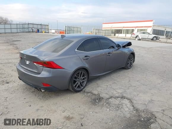 ✅ 2018 Lexus IS 300 F Sport • VIN: JTHBA1D29J5083146 • Lot: 43654767. Listed on IAAI with 125,557 mi. Free auction sales archive from the USA and detailed vehicle history report at DreamBid. Image 4.