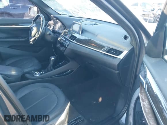 ✅ 2016 BMW X1 xDrive28i • VIN: WBXHT3C34G5E50836 • Лот: 43456639. Опубликован ранее на IAAI с пробегом 152 327 миль. Бесплатный доступ к архиву аукционных продаж из США и подробный отчёт об истории автомобиля на DreamBid. Изображение 5.