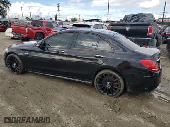 ✅ 2016 Mercedes-Benz C 450 AMG • VIN: 55SWF6EB8GU106082 • Lot: 92603225. Wystawiony na Copart z przebiegiem 99 048 mil. Bezpłatny archiwum sprzedaży aukcyjnych z USA i szczegółowy raport historii pojazdu na DreamBid. Zdjęcie 2.