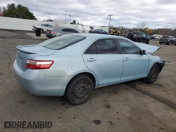 ✅ 2007 Toyota Camry LE • VIN: 4T1BE46K77U699801 • Lot: 92640345. Wystawiony na Copart z przebiegiem Nie podano. Bezpłatny archiwum sprzedaży aukcyjnych z USA i szczegółowy raport historii pojazdu na DreamBid. Zdjęcie 3.
