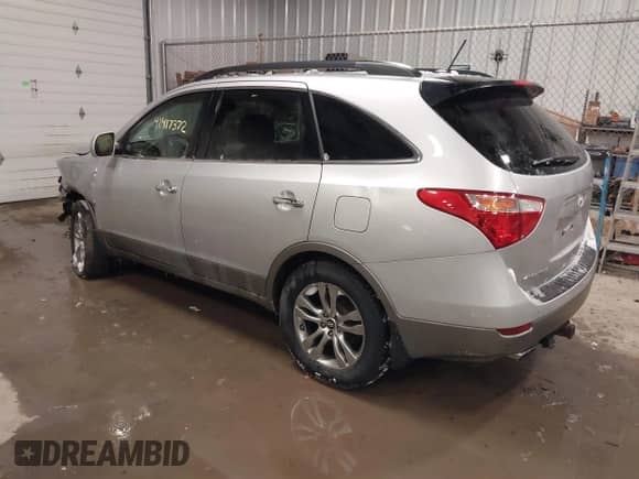 2012 Hyundai Veracruz Limited with VIN KM8NUDCC7CU198995, listed as a IAAI auction lot 41417372 with 140,824 mi miles and . Bid and sale history available at DreamBid. Image 3.