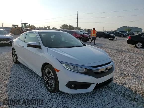 ✅ 2017 Honda Civic EX-L • VIN: 2HGFC3B71HH356494 • Lot: 71733975. Wystawiony na Copart z przebiegiem 136 015 mil. Bezpłatny archiwum sprzedaży aukcyjnych z USA i szczegółowy raport historii pojazdu na DreamBid. Zdjęcie 13.