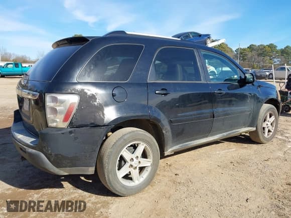 ✅ 2005 Chevrolet Equinox LT • VIN: 2CNDL63FX56162630 • Лот: 41328733. Опубликован ранее на IAAI с пробегом 285 513 миль. Бесплатный доступ к архиву аукционных продаж из США и подробный отчёт об истории автомобиля на DreamBid. Изображение 4.