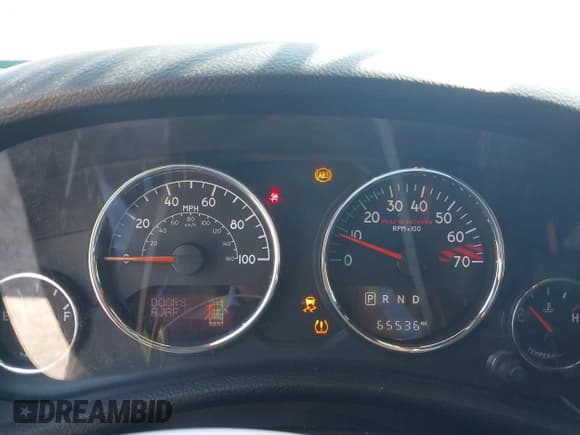 ✅ 2017 Jeep Wrangler Unlimited Rubicon • VIN: 1C4BJWFG9HL695361 • Lot: 42010655. Wystawiony na IAAI z przebiegiem 65 536 mil. Bezpłatny archiwum sprzedaży aukcyjnych z USA i szczegółowy raport historii pojazdu na DreamBid. Zdjęcie 7.