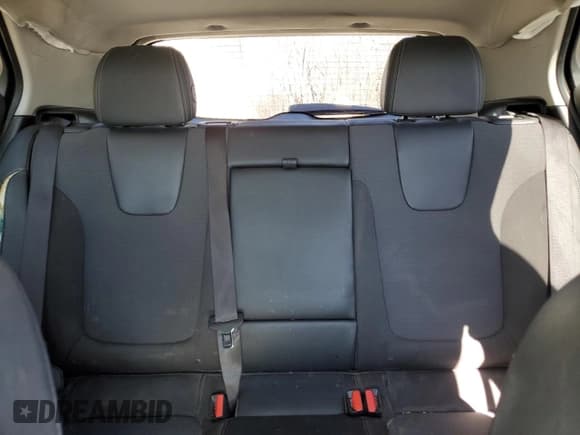 ✅ 2020 Buick Encore GX Select • VIN: KL4MMDSL2LB096513 • Lot: 50428735. Wystawiony na Copart z przebiegiem 58 101 mil. Bezpłatny archiwum sprzedaży aukcyjnych z USA i szczegółowy raport historii pojazdu na DreamBid. Zdjęcie 10.