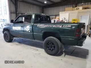 ✅ 2000 Dodge 1500 • VIN: 3B7HF13Z0YG125699 • Лот: 78959104. Опубликован ранее на Copart с пробегом Не указан. Бесплатный доступ к архиву аукционных продаж из США и подробный отчёт об истории автомобиля на DreamBid. Изображение 2.