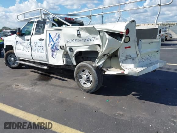 ✅ 2015 Chevrolet Silverado 2500HD Work Truck • VIN: 1GB2CUEGXFZ511799 • Лот: 43329692. Опубликован ранее на IAAI с пробегом 74 004 миль. Бесплатный доступ к архиву аукционных продаж из США и подробный отчёт об истории автомобиля на DreamBid. Изображение 3.