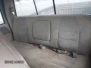 ✅ 2003 Ford F-350 XL • VIN: 1FTSW31P93ED78376 • Lot: 42897974. Wystawiony na IAAI z przebiegiem 219 916 mil. Bezpłatny archiwum sprzedaży aukcyjnych z USA i szczegółowy raport historii pojazdu na DreamBid. Zdjęcie 8.