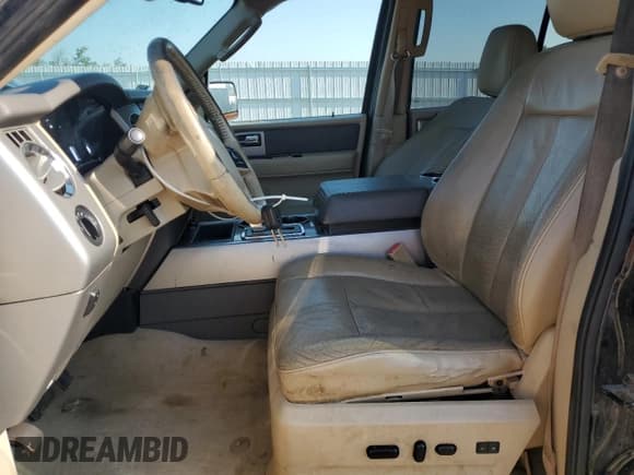 ✅ 2014 Ford Expedition King Ranch • VIN: 1FMJU1J52EEF56986 • Lot: 68441495. Listed on Copart with 225,837 mi. Free auction sales archive from the USA and detailed vehicle history report at DreamBid. Image 7.