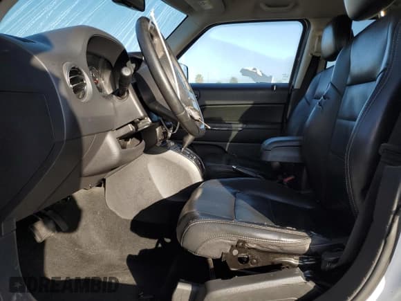 ✅ 2012 Jeep Patriot Limited • VIN: 1C4NJPCB2CD523123 • Лот: 92743925. Опубликован ранее на Copart с пробегом 150 829 миль. Бесплатный доступ к архиву аукционных продаж из США и подробный отчёт об истории автомобиля на DreamBid. Изображение 7.