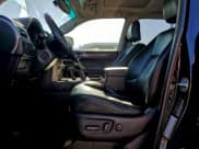 ✅ 2017 Lexus GX 460 Premium • VIN: JTJBM7FX3H5167281 • Lot: 94405795. Wystawiony na Copart z przebiegiem 385 110 mil. Bezpłatny archiwum sprzedaży aukcyjnych z USA i szczegółowy raport historii pojazdu na DreamBid. Zdjęcie 7.