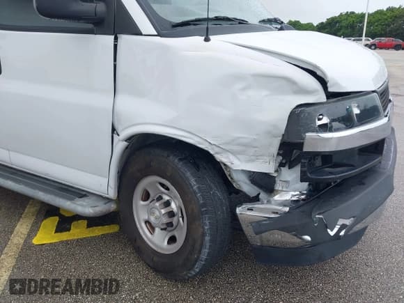 ✅ 2021 Chevrolet Express Cargo • VIN: 1GCWGAFP2M1204749 • Лот: 42672844. Опубликован ранее на IAAI с пробегом 57 795 миль. Бесплатный доступ к архиву аукционных продаж из США и подробный отчёт об истории автомобиля на DreamBid. Изображение 6.