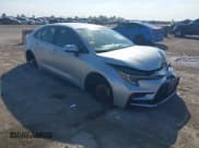 ✅ 2023 Toyota Corolla Hybrid LE • VIN: JTDBCMFE2P3019054 • Lot: 43315068. Wystawiony na IAAI z przebiegiem 60 987 mil. Bezpłatny archiwum sprzedaży aukcyjnych z USA i szczegółowy raport historii pojazdu na DreamBid. Zdjęcie 1.