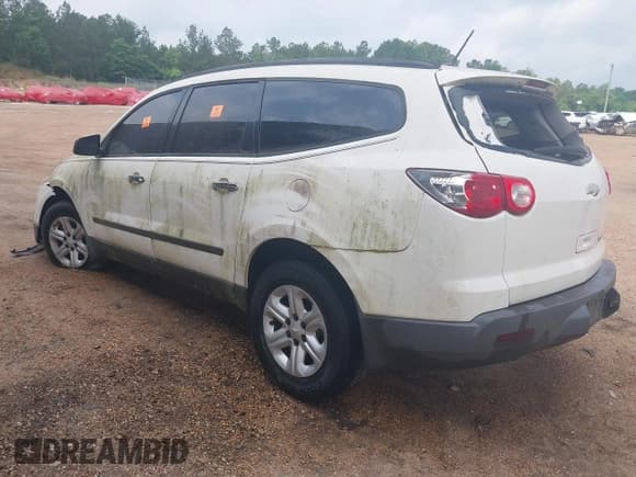 ✅ 2010 Chevrolet Traverse LS • VIN: 1GNLREED0AJ241863 • Lot: 42296935. Wystawiony na IAAI z przebiegiem 276 623 mil. Bezpłatny archiwum sprzedaży aukcyjnych z USA i szczegółowy raport historii pojazdu na DreamBid. Zdjęcie 3.
