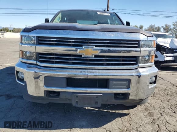 ✅ 2016 Chevrolet Silverado 2500HD LT • VIN: 1GC1KVEG8GF210600 • Лот: 90483105. Опубликован ранее на Copart с пробегом Не указан. Бесплатный доступ к архиву аукционных продаж из США и подробный отчёт об истории автомобиля на DreamBid. Изображение 5.
