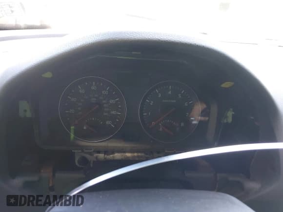 ✅ 2008 Volvo S40 2.4L • VIN: YV1MS382282382965 • Lot: 42407066. Wystawiony na IAAI z przebiegiem 194 377 mil. Bezpłatny archiwum sprzedaży aukcyjnych z USA i szczegółowy raport historii pojazdu na DreamBid. Zdjęcie 12.