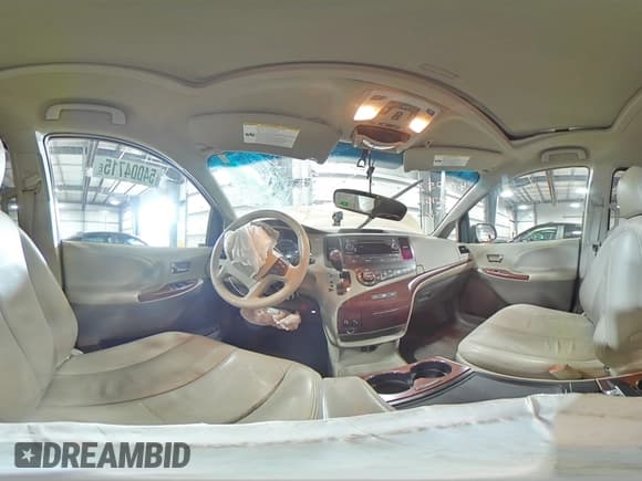 ✅ 2013 Toyota Sienna XLE • VIN: 5TDDK3DCXDS054751 • Lot: 54004715. Listed on Copart with 72,627 mi. Free auction sales archive from the USA and detailed vehicle history report at DreamBid. Image 15.