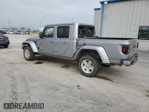 ✅ 2020 Jeep Gladiator Sport S • VIN: 1C6HJTAG9LL159719 • Lot: 71632035. Listed on Copart with 101,243 mi. Free auction sales archive from the USA and detailed vehicle history report at DreamBid. Image 2.