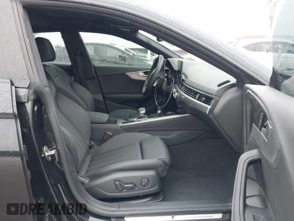 ✅ 2024 Audi A5 Sportback S line Premium Plus • VIN: WAUFACF52RA116574 • Лот: 41952556. Опубликован ранее на IAAI с пробегом 20 876 миль. Бесплатный доступ к архиву аукционных продаж из США и подробный отчёт об истории автомобиля на DreamBid. Изображение 5.