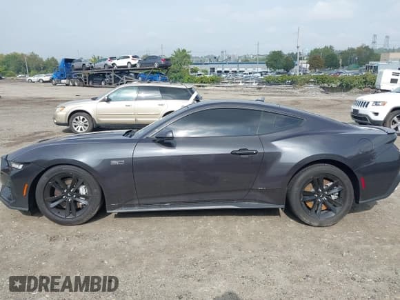 ✅ 2024 Ford Mustang GT • VIN: 1FA6P8CF3R5417168 • Lot: 43300904. Listed on IAAI with 7,430 mi. Free auction sales archive from the USA and detailed vehicle history report at DreamBid. Image 15.