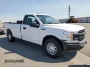 ✅ 2018 Ford F-150 XL • VIN: 1FTMF1CB1JKC01852 • Lot: 68040195. Wystawiony na Copart z przebiegiem 99 510 mil. Bezpłatny archiwum sprzedaży aukcyjnych z USA i szczegółowy raport historii pojazdu na DreamBid. Zdjęcie 4.