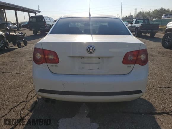✅ 2007 Volkswagen Jetta Wolfsburg Edition • VIN: 3VWEF81K37M067344 • Лот: 68866265. Опубликован ранее на Copart с пробегом 122 228 миль. Бесплатный доступ к архиву аукционных продаж из США и подробный отчёт об истории автомобиля на DreamBid. Изображение 6.