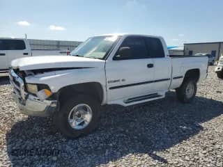 1998 Dodge 1500 с VIN 3B7HF13Y5WG198510, выставлен на аукционе Copart как лот 68901255 с пробегом 157 150 миль миль и Списание • Salvage title. История ставок и продаж доступна на DreamBid. Изображение 1.