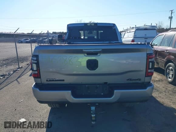 ✅ 2022 Ram 2500 Laramie • VIN: 3C6UR5FL1NG229500 • Lot: 41653883. Listed on IAAI with 24,014 mi. Free auction sales archive from the USA and detailed vehicle history report at DreamBid. Image 16.