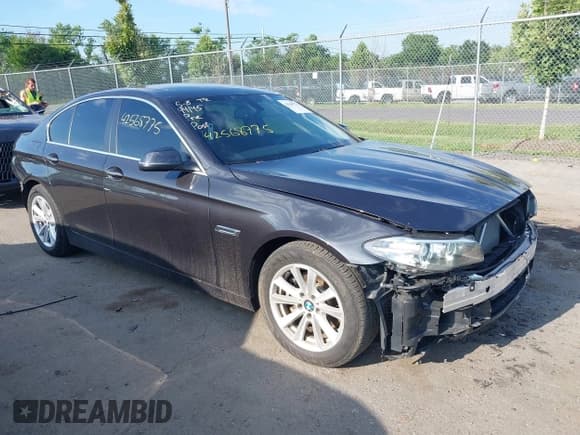 ✅ 2014 BMW 5 Series 528i xDrive • VIN: WBA5A7C50ED612098 • Лот: 42568775. Опубликован ранее на IAAI с пробегом 31 475 миль. Бесплатный доступ к архиву аукционных продаж из США и подробный отчёт об истории автомобиля на DreamBid. Изображение 1.
