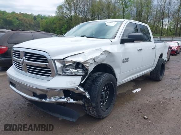 ✅ 2018 Ram 1500 Big Horn • VIN: 1C6RR7LG8JS258214 • Lot: 41983843. Listed on IAAI with 83,929 mi. Free auction sales archive from the USA and detailed vehicle history report at DreamBid. Image 18.