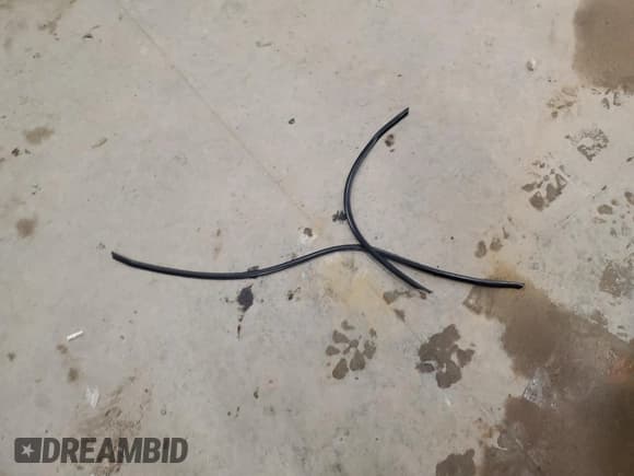 ✅ 1991 Buick Park Avenue • VIN: 1G4CW53L1M1679691 • Lot: 45983945. Listed on Copart with 73,977 mi. Free auction sales archive from the USA and detailed vehicle history report at DreamBid. Image 12.