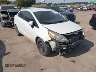 ✅ 2013 Kia Rio LX • VIN: KNADM4A32D6240463 • Lot: 43358629. Wystawiony na IAAI z przebiegiem 194 728 mil. Bezpłatny archiwum sprzedaży aukcyjnych z USA i szczegółowy raport historii pojazdu na DreamBid. Zdjęcie 1.