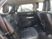 ✅ 2021 Ford Explorer XLT • VIN: 1FMSK8DH3MGB56656 • Lot: 56699525. Wystawiony na Copart z przebiegiem 45 462 mil. Bezpłatny archiwum sprzedaży aukcyjnych z USA i szczegółowy raport historii pojazdu na DreamBid. Zdjęcie 11.