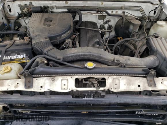 ✅ 1993 Nissan Frontier • VIN: 1N6SD11S9PC352714 • Lot: 82547445. Wystawiony na Copart z przebiegiem 235 497 mil. Bezpłatny archiwum sprzedaży aukcyjnych z USA i szczegółowy raport historii pojazdu na DreamBid. Zdjęcie 11.