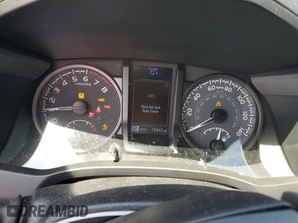 ✅ 2020 Toyota Tacoma SR5 • VIN: 3TMDZ5BN9LM096550 • Lot: 57323935. Listed on Copart with 19,945 mi. Free auction sales archive from the USA and detailed vehicle history report at DreamBid. Image 9.