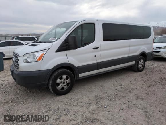 ✅ 2017 Ford Transit XL • VIN: 1FBZX2YM7HKA68631 • Lot: 43348695. Wystawiony na Copart z przebiegiem 113 088 mil. Bezpłatny archiwum sprzedaży aukcyjnych z USA i szczegółowy raport historii pojazdu na DreamBid. Zdjęcie 1.