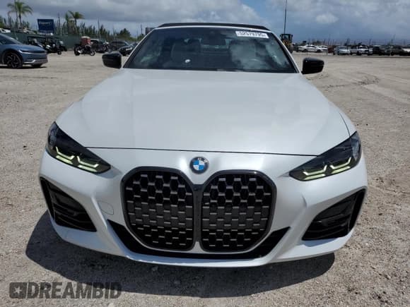 ✅ 2022 BMW 4 Series 430i • VIN: WBA23AT07NCK04217 • Lot: 52579795. Listed on Copart with 21,885 mi. Free auction sales archive from the USA and detailed vehicle history report at DreamBid. Image 5.