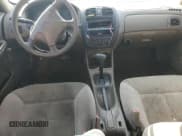 ✅ 1999 Mazda Protege DX • VIN: JM1BJ2221X0172757 • Lot: 75818584. Wystawiony na Copart z przebiegiem 278 032 mil. Bezpłatny archiwum sprzedaży aukcyjnych z USA i szczegółowy raport historii pojazdu na DreamBid. Zdjęcie 8.