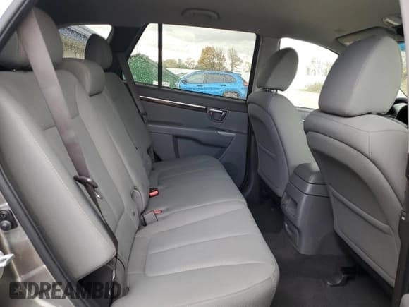 ✅ 2011 Hyundai Santa Fe GLS • VIN: 5XYZG3AB8BG080794 • Lot: 82610195. Listed on Copart with 133,573 mi. Free auction sales archive from the USA and detailed vehicle history report at DreamBid. Image 11.