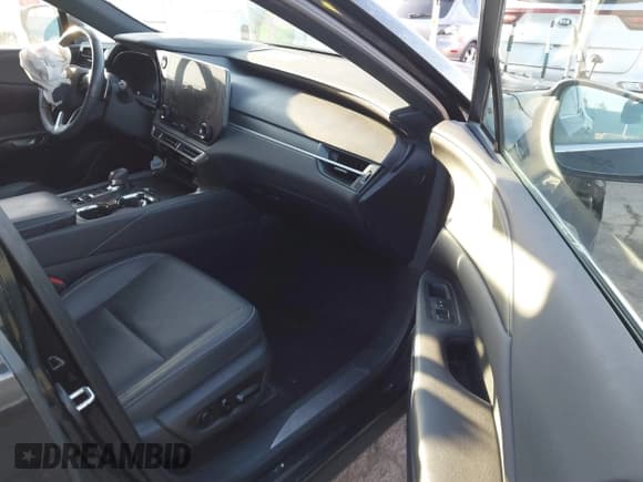 ✅ 2023 Lexus RX 350 • VIN: 2T2BAMBA5PC007041 • Лот: 41878284. Опубликован ранее на IAAI с пробегом 25 122 миль. Бесплатный доступ к архиву аукционных продаж из США и подробный отчёт об истории автомобиля на DreamBid. Изображение 5.